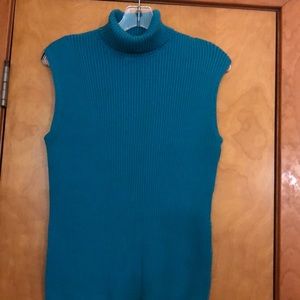 CHICOS DESIGN , sleeveless T- neck